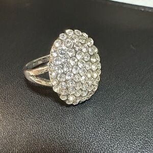 Elegant Silver Crystal Ring